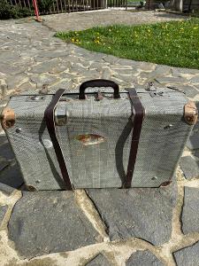 Starožitný kufr