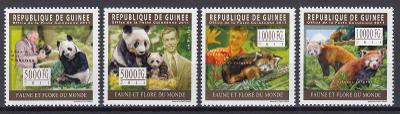 ! Guinea ** Mi.8319-22 Savci, pandy, fauna, příroda (Mi€ 12,-)