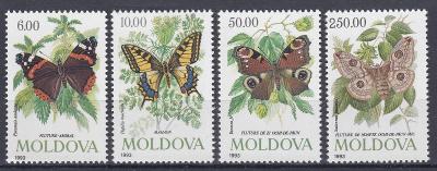 ! Moldavsko ** Mi.77-80 Motýli, hmyz, fauna, příroda (Mi€ 4,50)