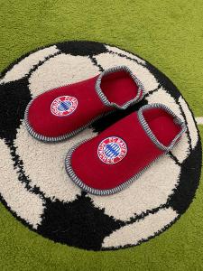 Nové papuče FC Bayern München vel 38