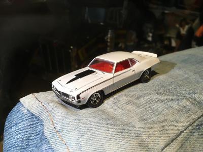 Chevy Camaro SS 1969 / M2Machines 1:64