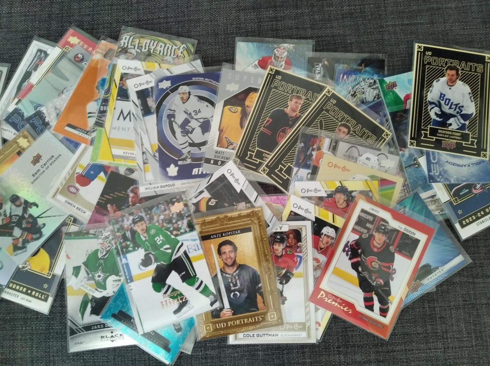Lot hokejových kariet - 70ks (60ks insertov + 10x YG) - Hokejové karty