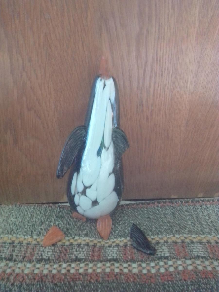 Sklenená figúrka tučniaka - nutné spraviť - Zariadenia pre dom a záhradu