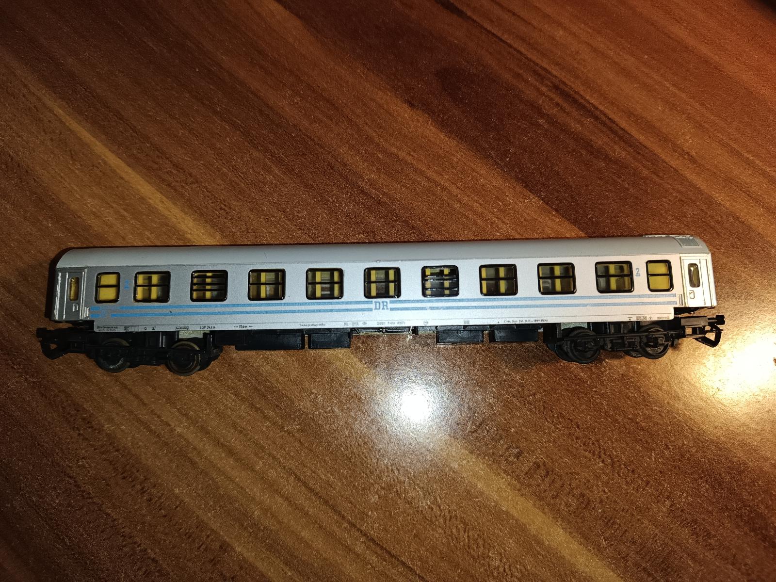 Osobné vozidlo B4ge DR, III. epocha - Modelové železnice