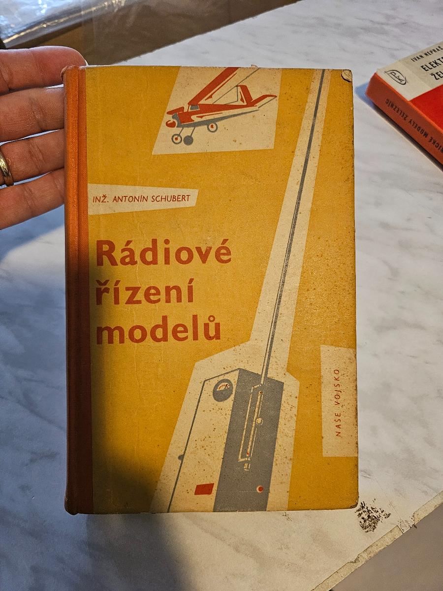 Kniha Rádiové řízení modelů - Knihy