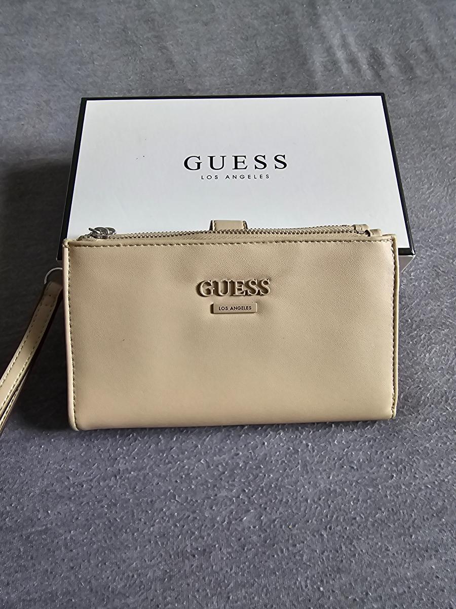 Peňaženka Guess - Módne doplnky