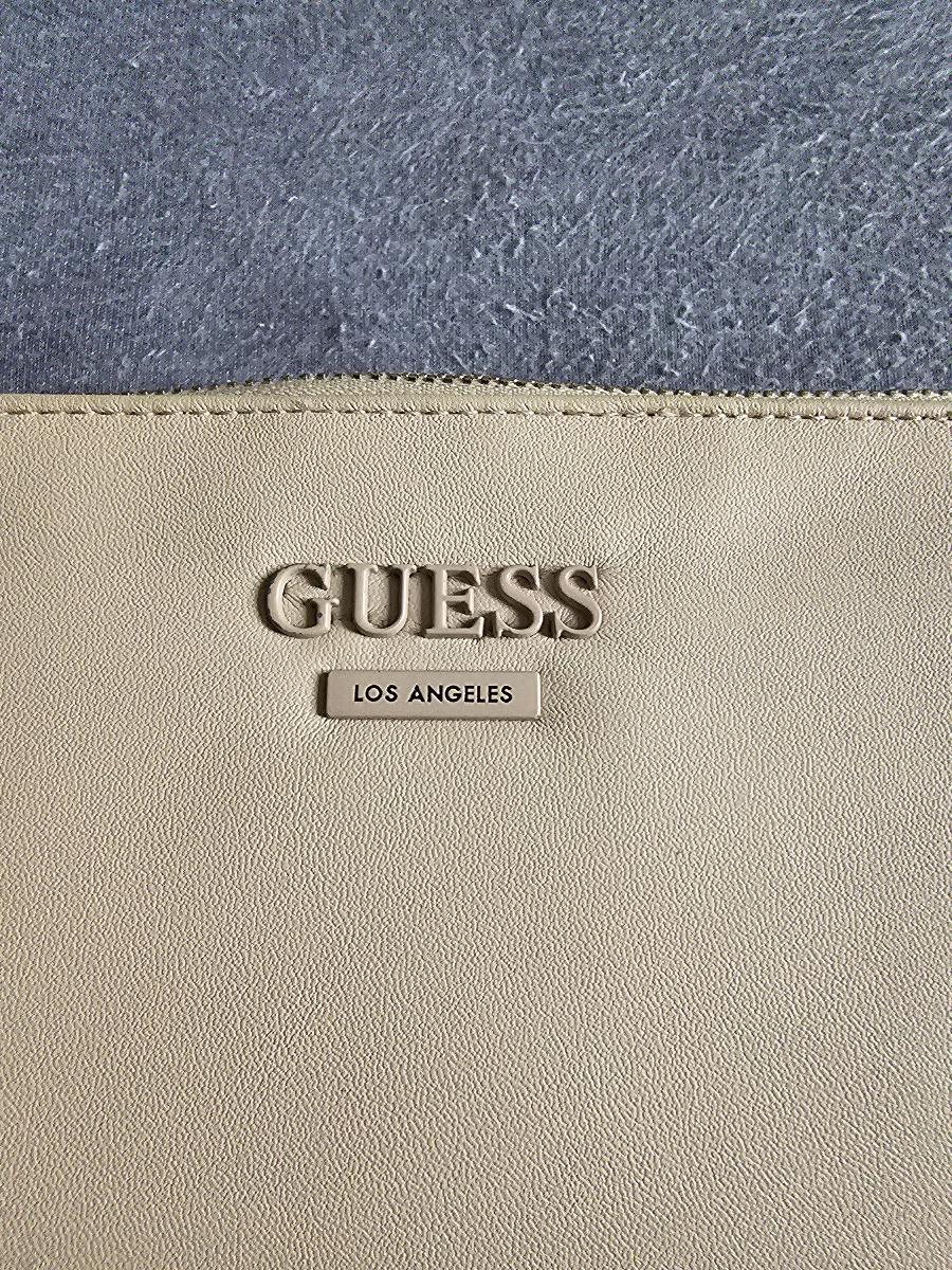 Peňaženka Guess - Módne doplnky