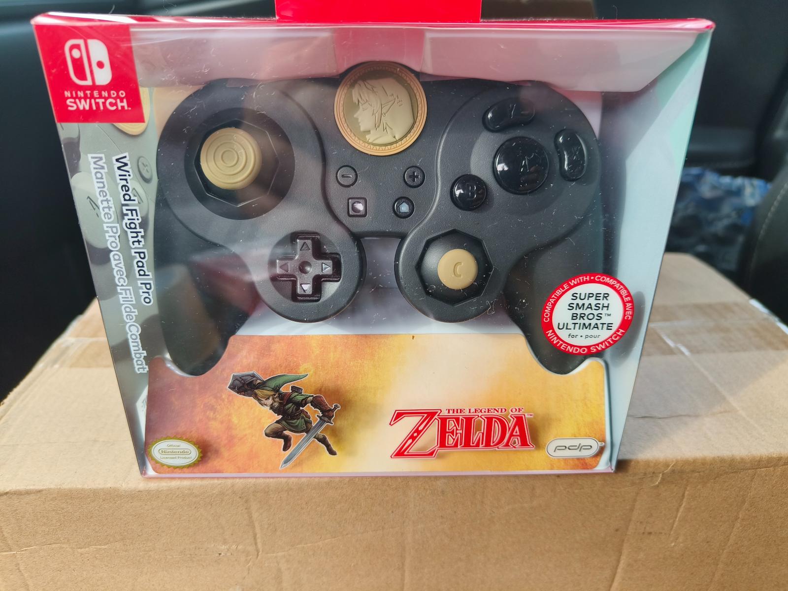 Nintendo Switch Wired Fight Pad Pro ovládač ( Zelda Special Edition ) - Počítače a hry