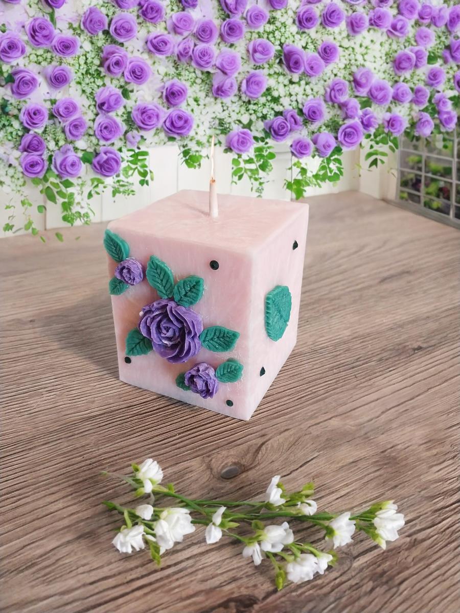 Dekoračná 3D sviečka s kvetinovým motívom - Zariadenia pre dom a záhradu