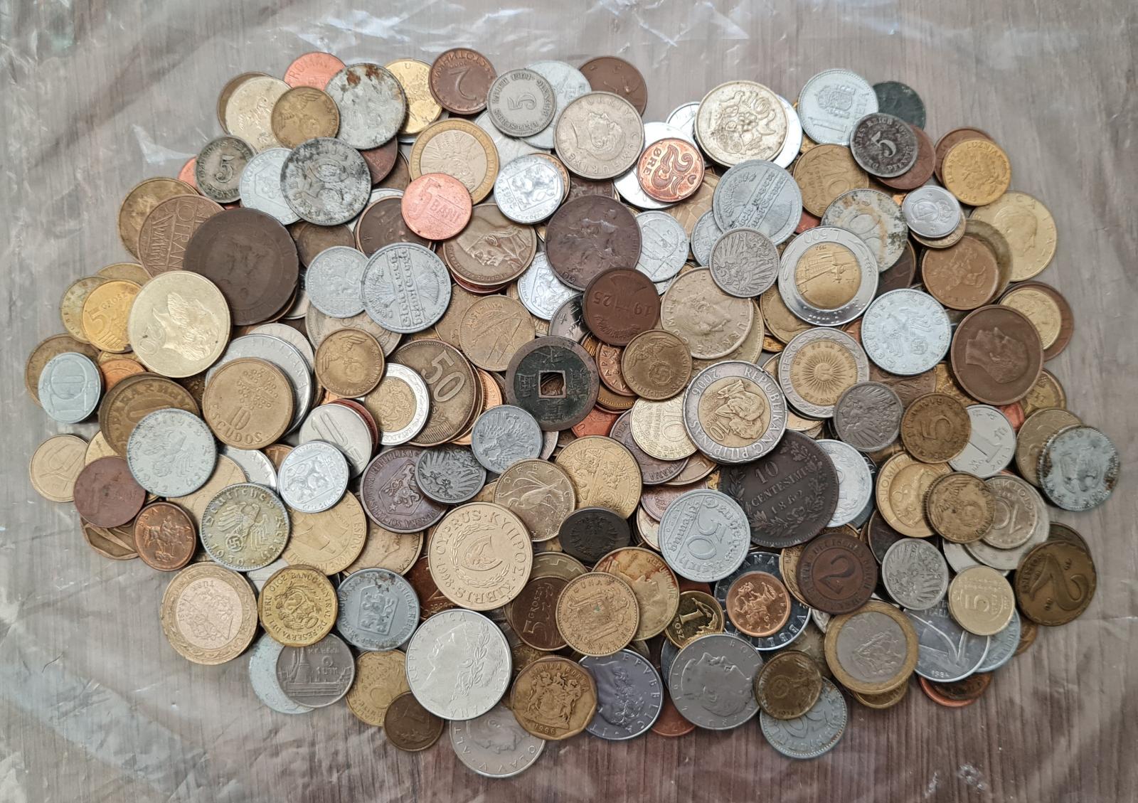 konvolut 1 kg stare mince európa a svet č. 3 - Numizmatika
