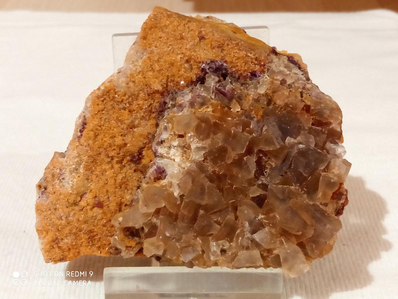 Fluorit - Medzilesie SR - Minerály a skameneliny