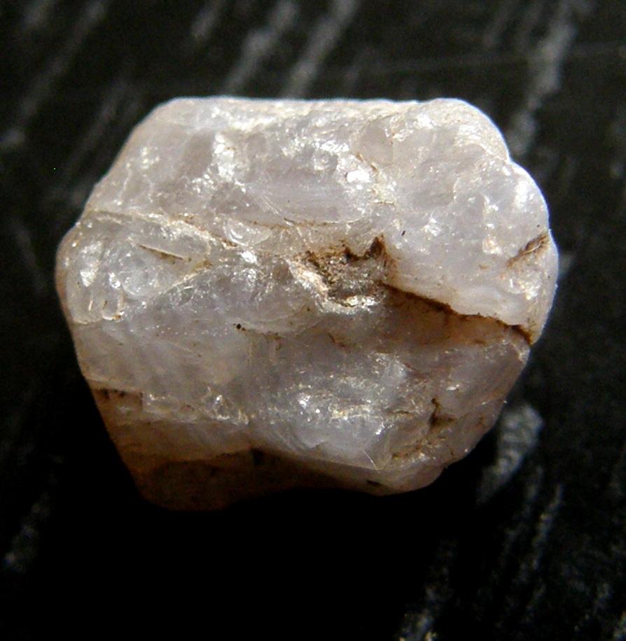 Zafír - Barma - prírodný kryštál - Minerály a skameneliny