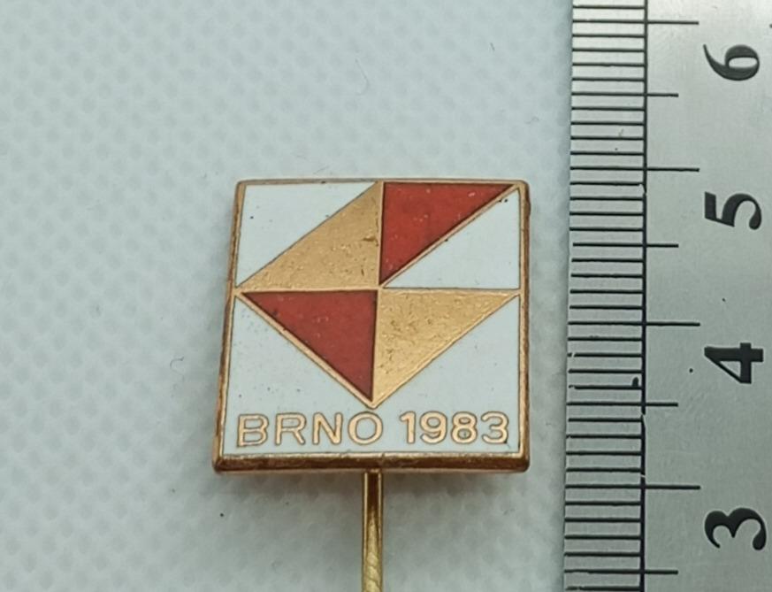 ODZNAK - BRNO 1983 - Odznaky, nášivky a medaily
