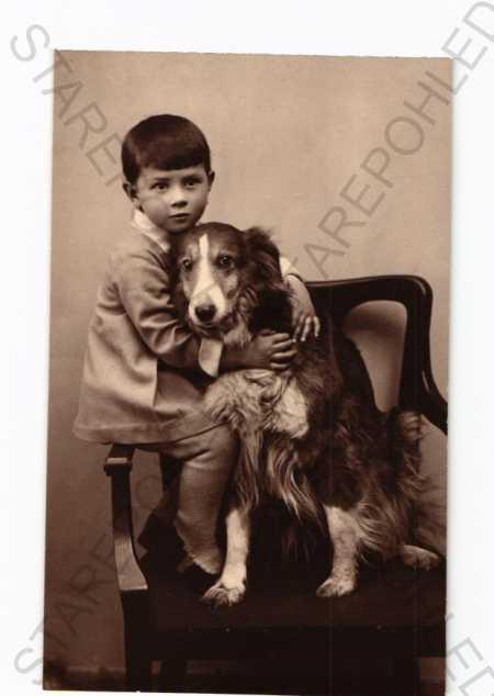 Chlapec so psom - Pohľadnice miestopis