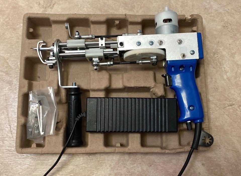 Tufting set- pištole a strojček na výrobu kobercov - Elektro