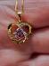 Zlatý náhrdelník v tvare srdca s ružovým moissanitom 1ct - Šperky