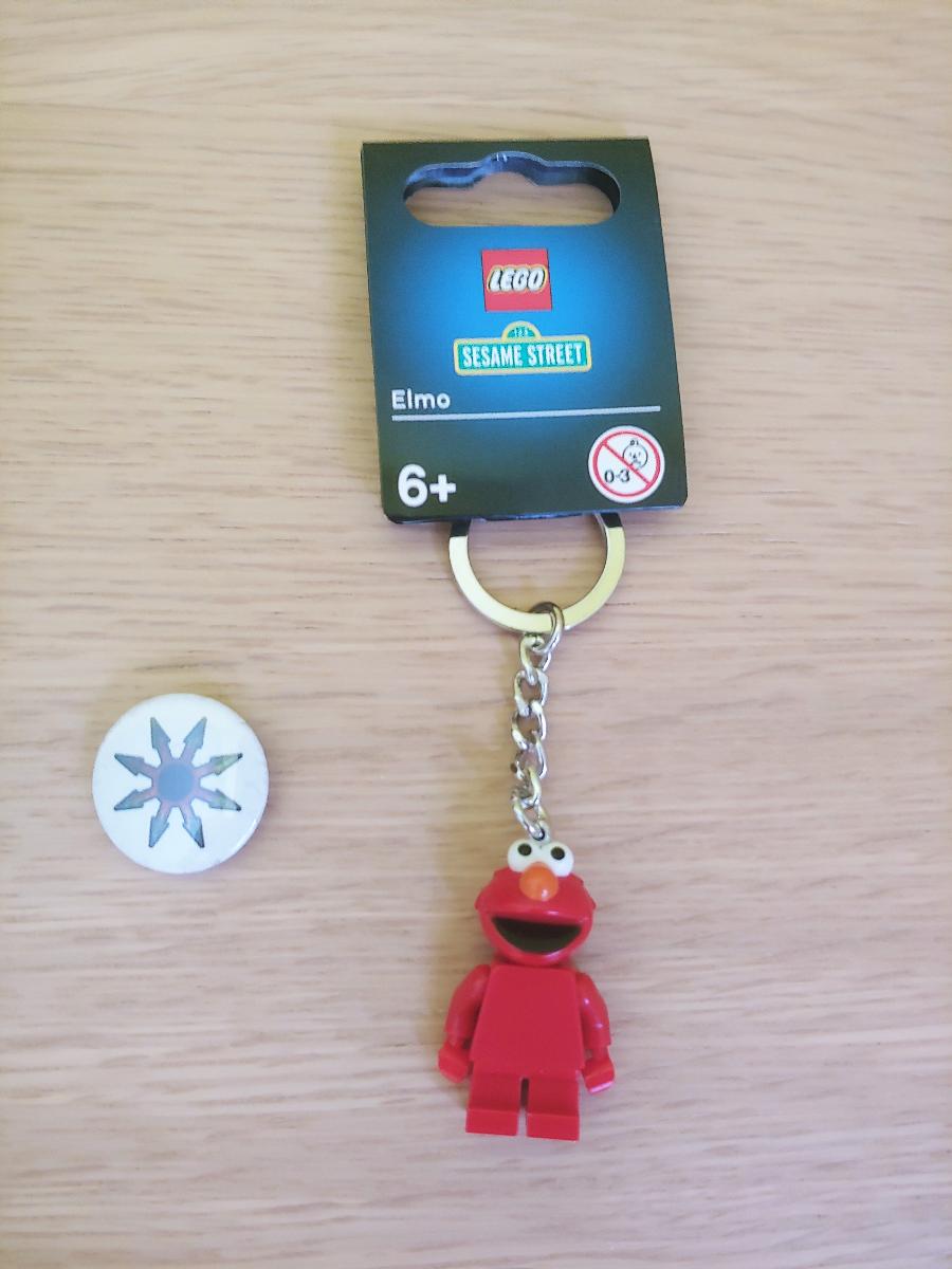 ✨ LEGO Sesame Street 854145 Elmo (prívesok na kľúče) - Hračky