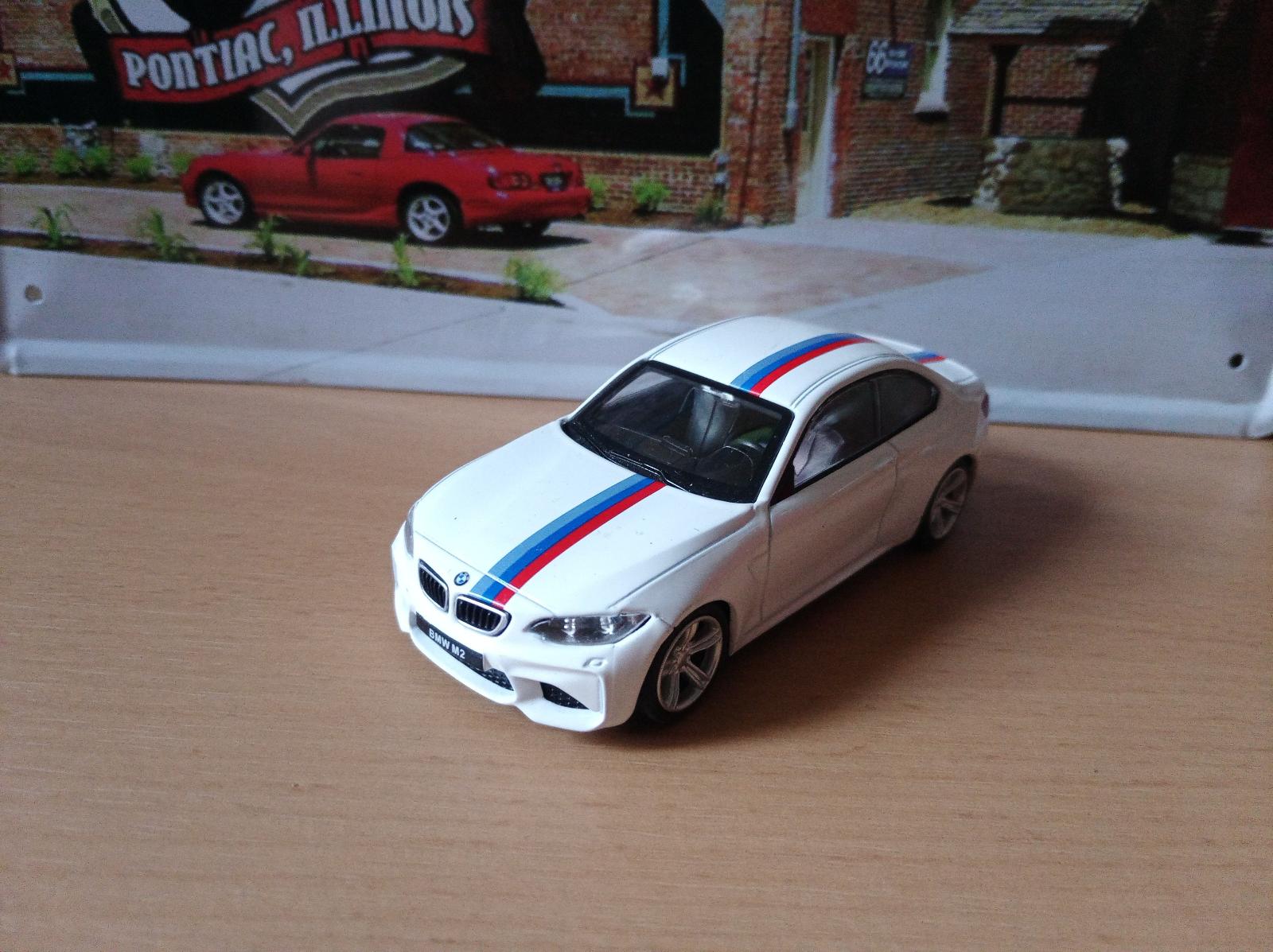 BMW M2 kolekcia Shell - Modely automobilov