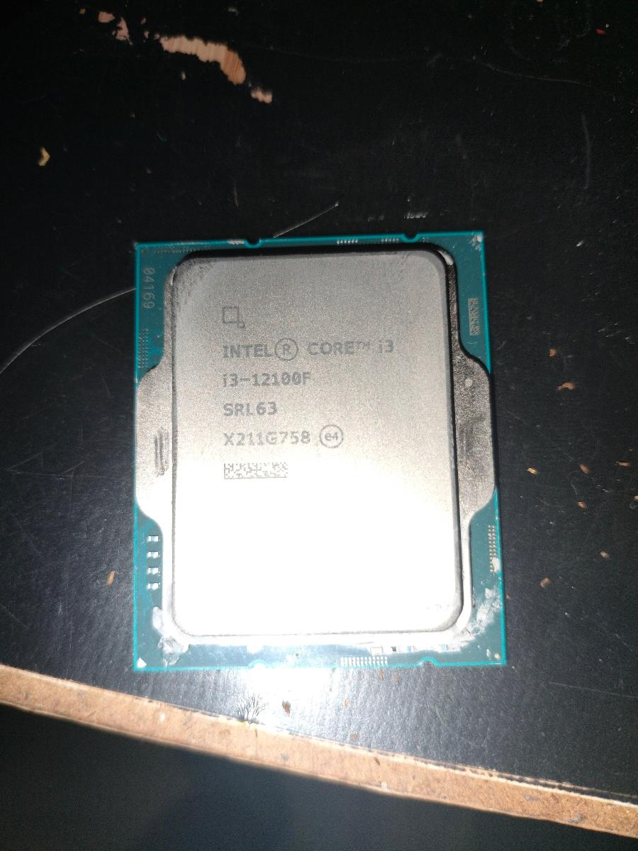 Intel Core i3 12100F | Funkční | 6 let záruka u Alzy - Počítače a hry