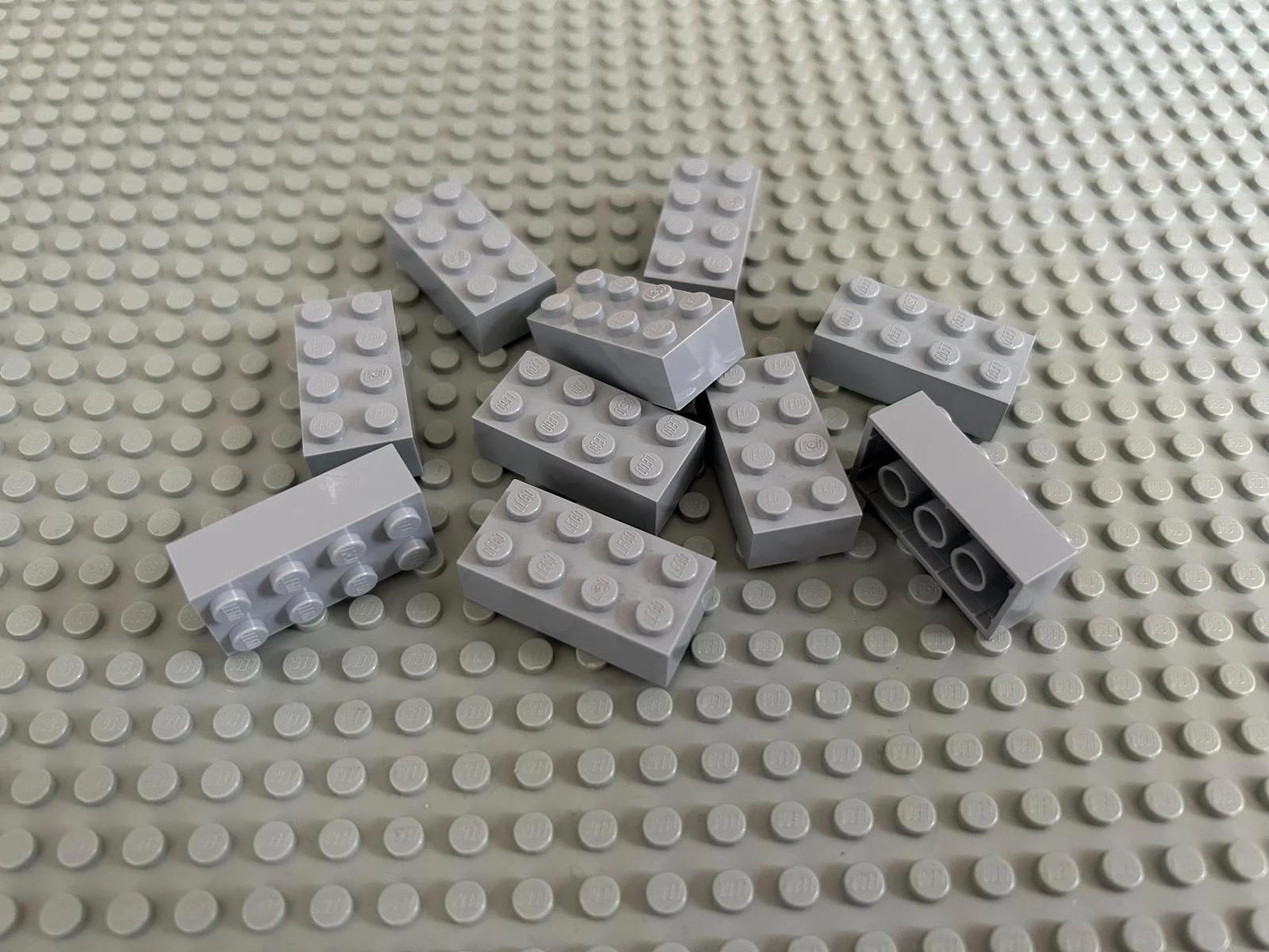 LEGO dieliky rôzne lb198 - svetlo šedé kocky 2x4 (10 ks) - Hračky