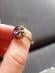 Zlatý starožitný prsteň s fialovým kameňom - Šperky