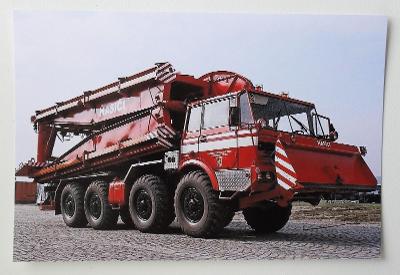 Fotografie 10x15 - Dobové nákladné automobily - Tatra 813