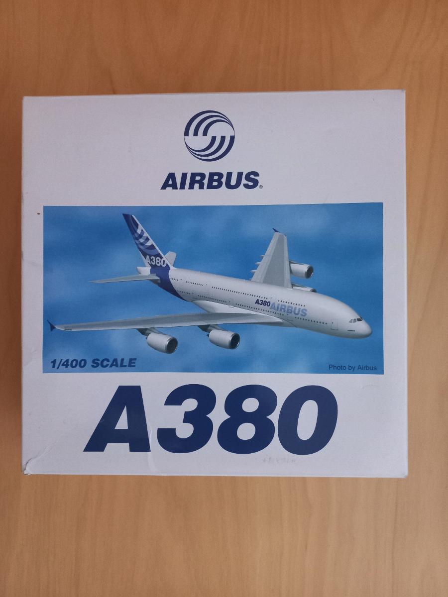 Airbus A380 1: 400 - Modely lietadiel