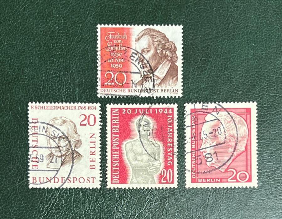 Známky - Deutsche Post Berlin - Známky