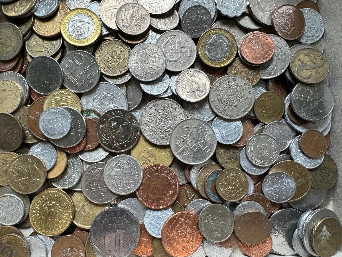 Konvolut mincí 1kg ČSR, RU a svet - Numizmatika