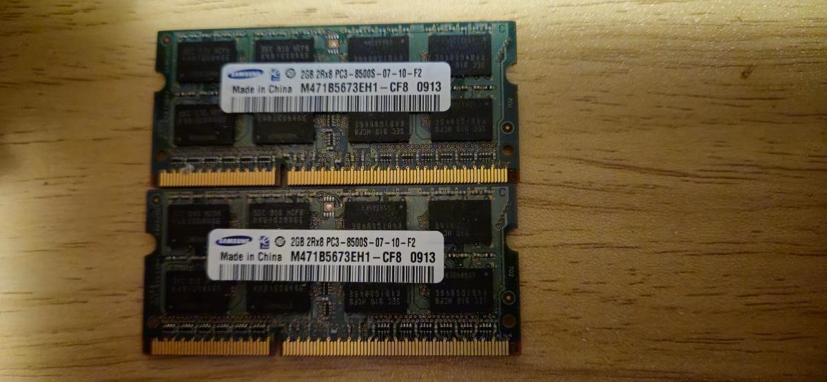 2x SO-DIMM 2 GB PC3 8500S 1060MHz Samsung DDR3 - Počítače a hry