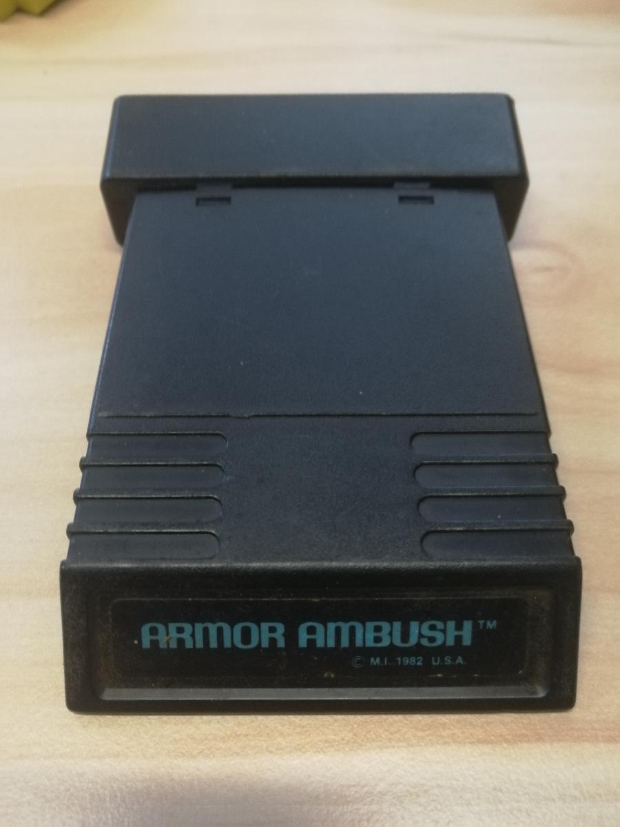 HRA NA ATARI 2600 - ARMOR AMBUSH - Počítače a hry