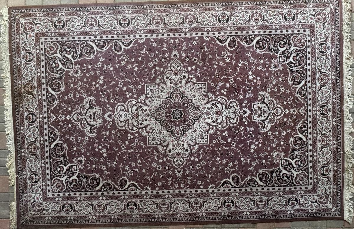 Perzský koberec, Bytex Vroclav - Starožitnosti a umenie