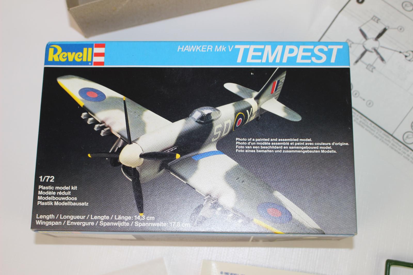 REWELL MODEL - LIETADLO HAWKER MK V TEMPEST- 1/72 - pôvodné - nezložené - Vojenské modely lietadiel