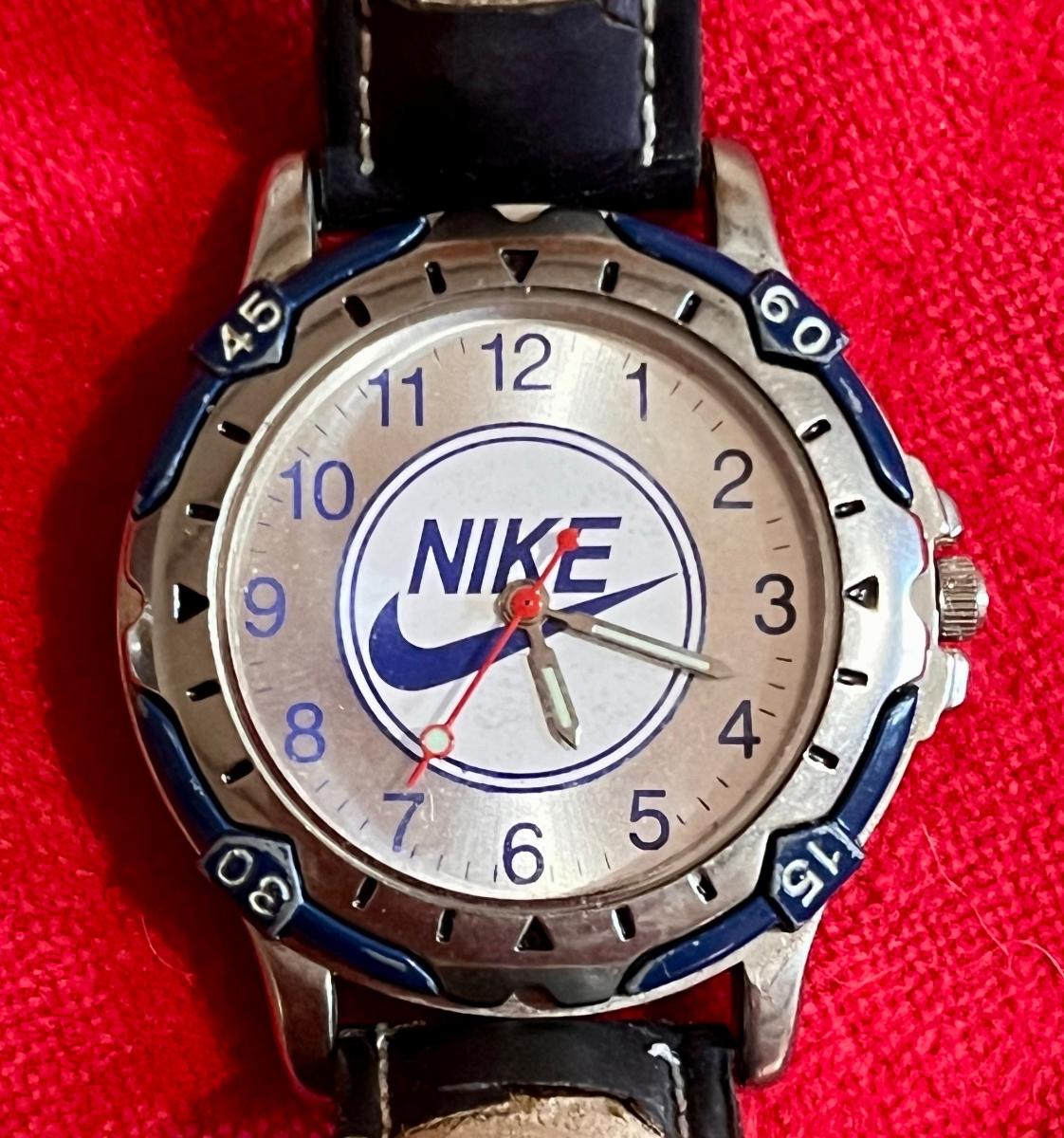 Športové Náramkové hodinky - NIKE - Šperky a hodinky