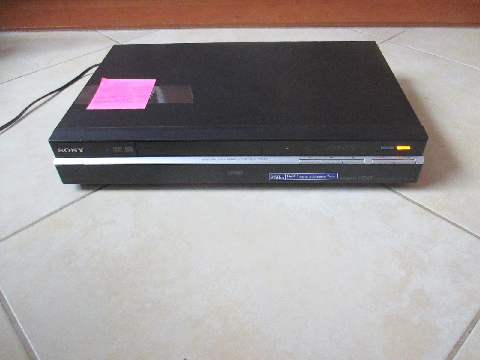 Ponúkam DVD recorder Sony RDR-HXD990. DVD načíta rýchlo. Obraz čistý. - TV, audio, video