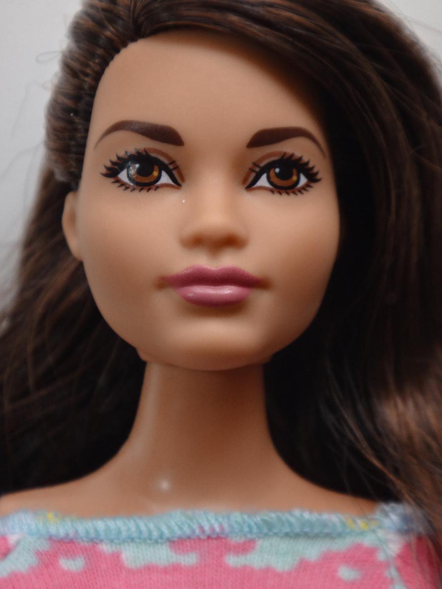 Bábika Barbie - Hračky