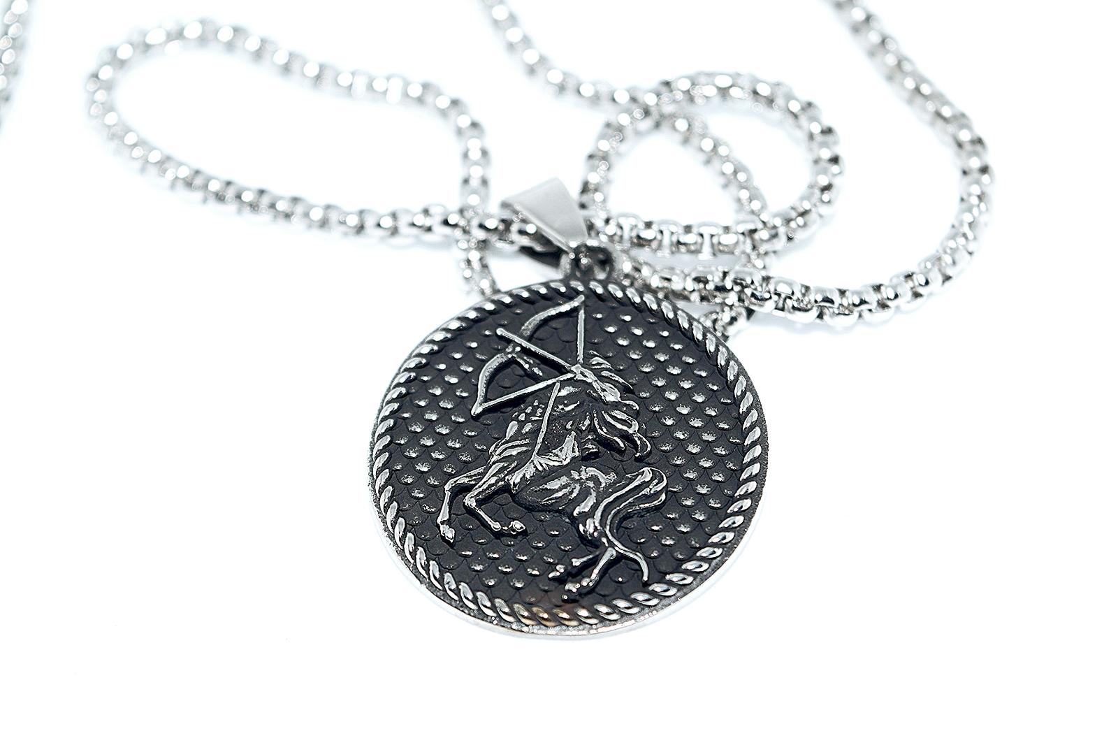 Medailónik so znamením strelca s retiazkou (všetko z ocele) - Šperky