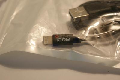 USB kábel Apple firmy ICOM