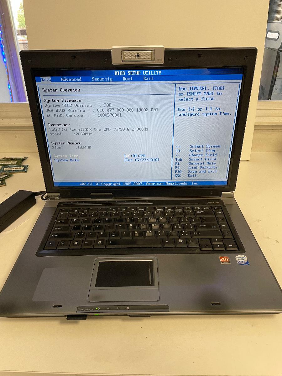 Funkční Notebook Asus F5SL od koruny - Počítače a hry