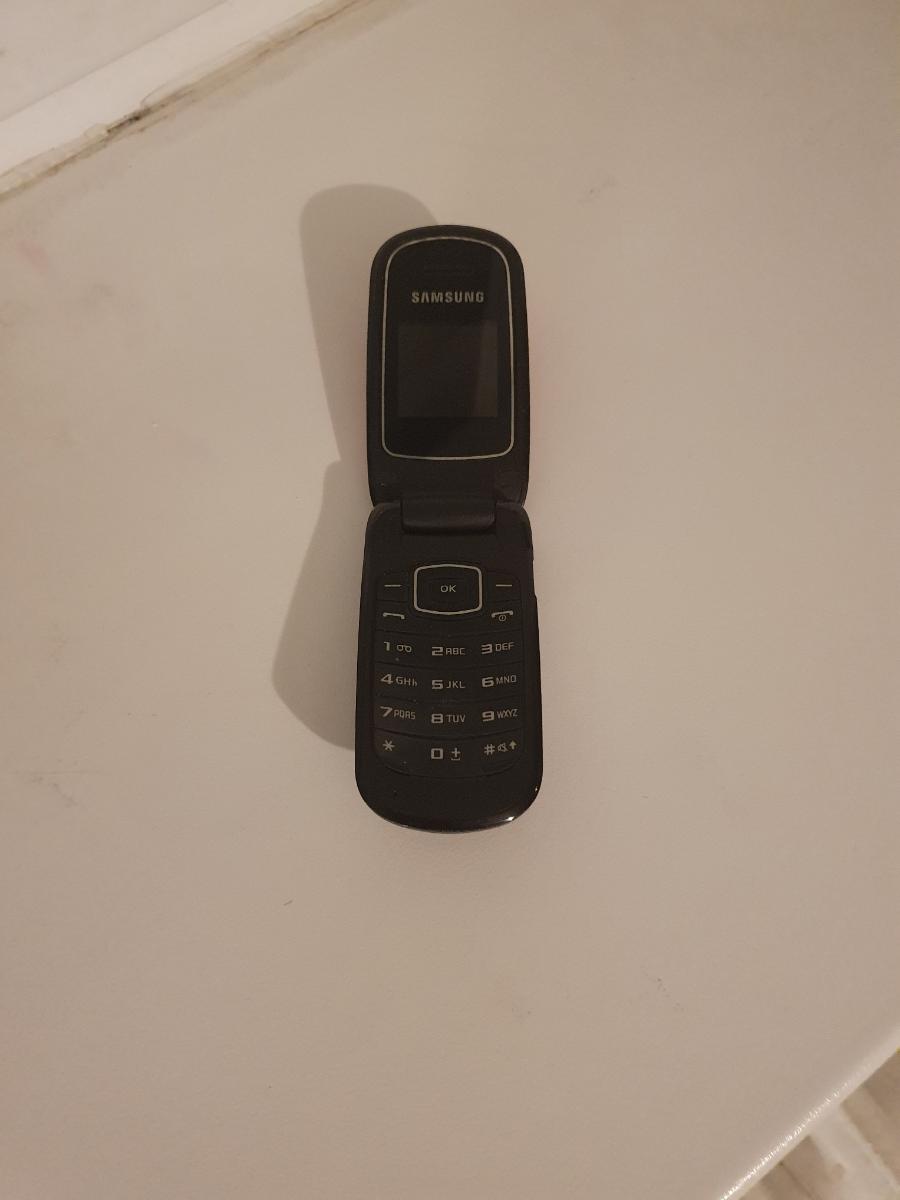 Mobil Samsung GT-E1150 / Asi funkčné, neviem. Bez baterky a nabíjačky - Mobily a smart elektronika