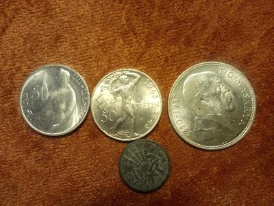 Tri strieborné mince