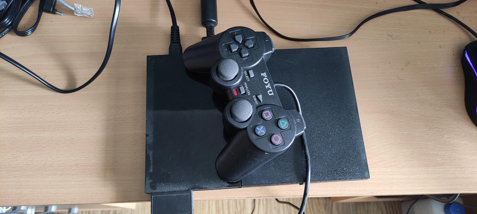 Sony Playstation 2 / SCPH-90004 - Počítače a hry