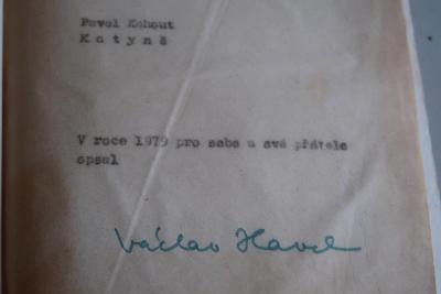 Pavel KOHOUT: KATYNĚ -EDICE EXPEDICE 1978 SAMIZDAT podpis Václav HAVEL