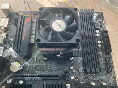 AM4 chladič procesoru AMD