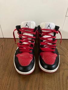 Air Jordan 1 bred toe