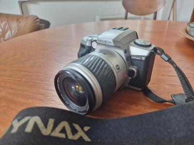 Starý fotoaparát Minolta, objektív, retro, design, foťák