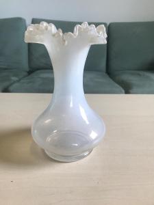 Biela sklenená váza 1ks