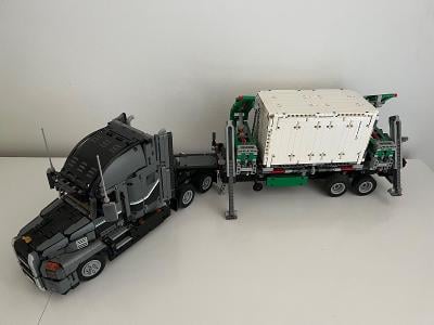 LEGO® Technic 42078 Mack kamión