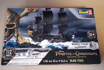 plastikový model Loď - plachetnica Piráti z karibiku - Čierna Perla