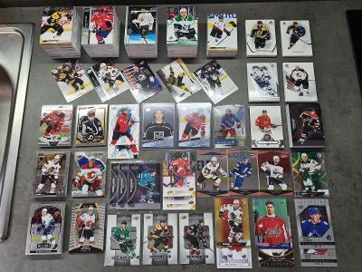 Mega lot NHL kariet 2018-2023- 650kusov (Young guns, inserty apod.)
